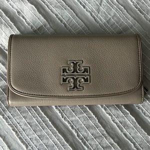 Grey Tory Burch Woman’s wallet